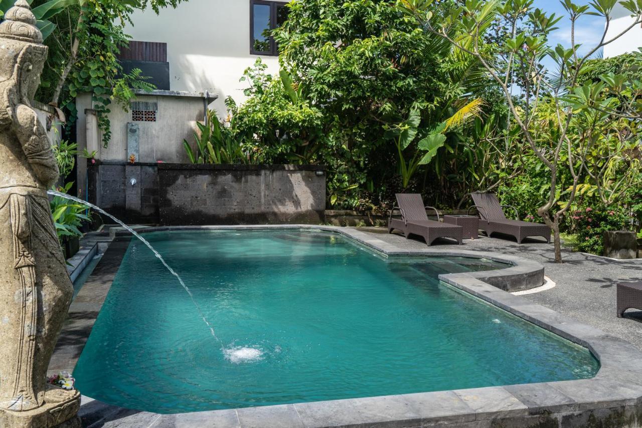 Adi Santia Bungalows Ubud Exterior foto